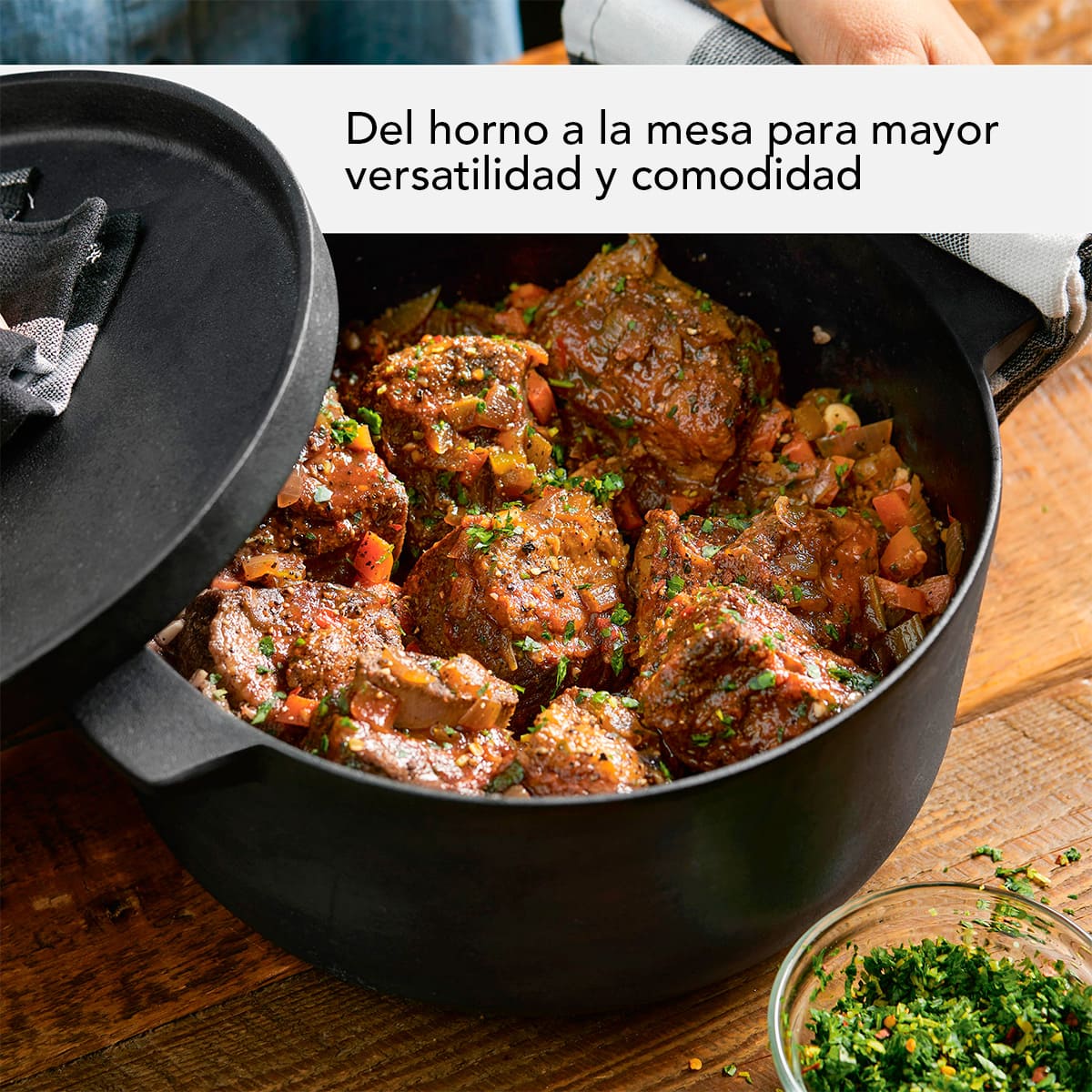 Olla KitchenAid tipo horno holandés negro de 5.7 L de hierro fundido esmaltado - Imagen 10