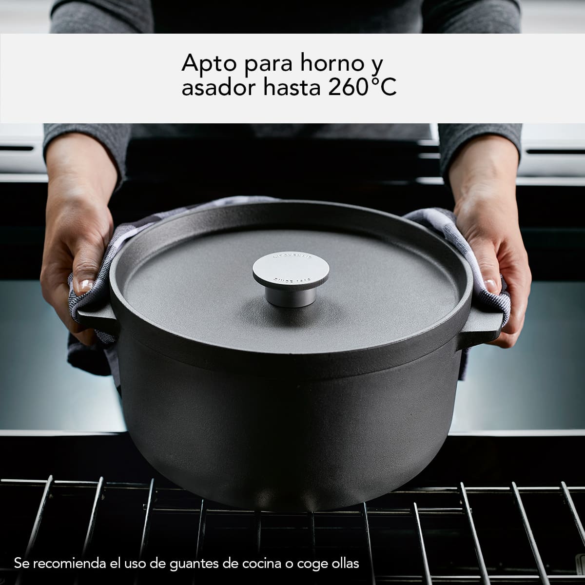 Olla KitchenAid tipo horno holandés negro de 5.7 L de hierro fundido esmaltado - Imagen 11