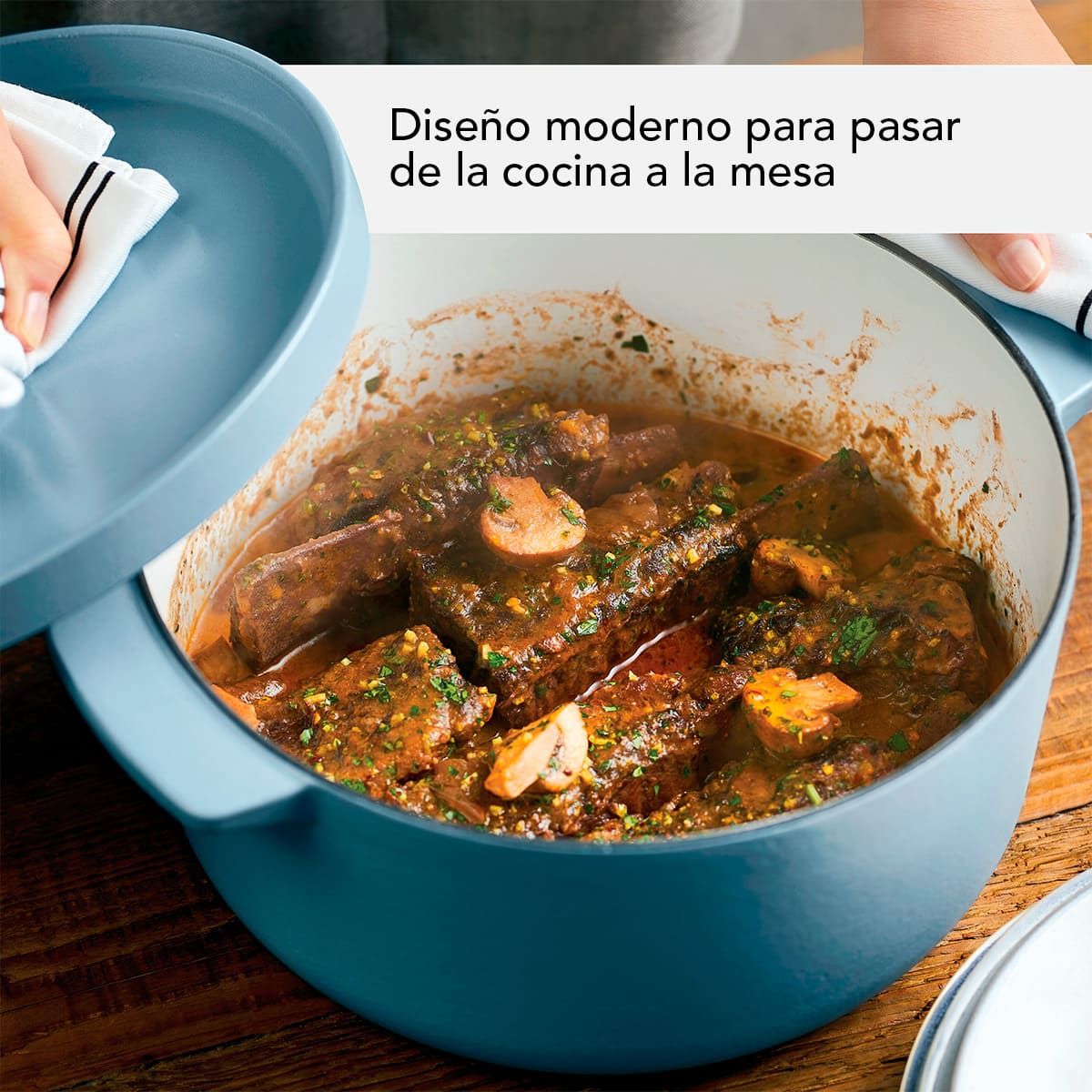 Olla KitchenAid tipo horno holandés azul de 5.7 L de hierro fundido esmaltado - Imagen 10