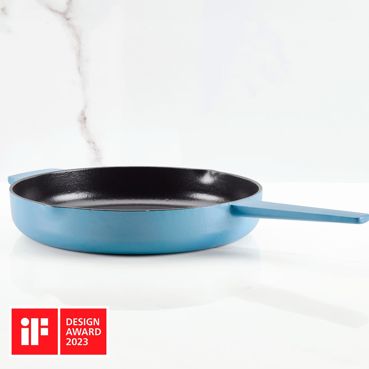 Sartén KitchenAid 30 cm de hierro fundido esmaltado con asas y picos vertederos - azul - Imagen 13